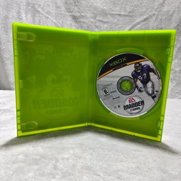 Madden NFL 2005 Xbox Original Ray Lewis Cover Pre Owned Very Light Scratches - Picture 3 of 3